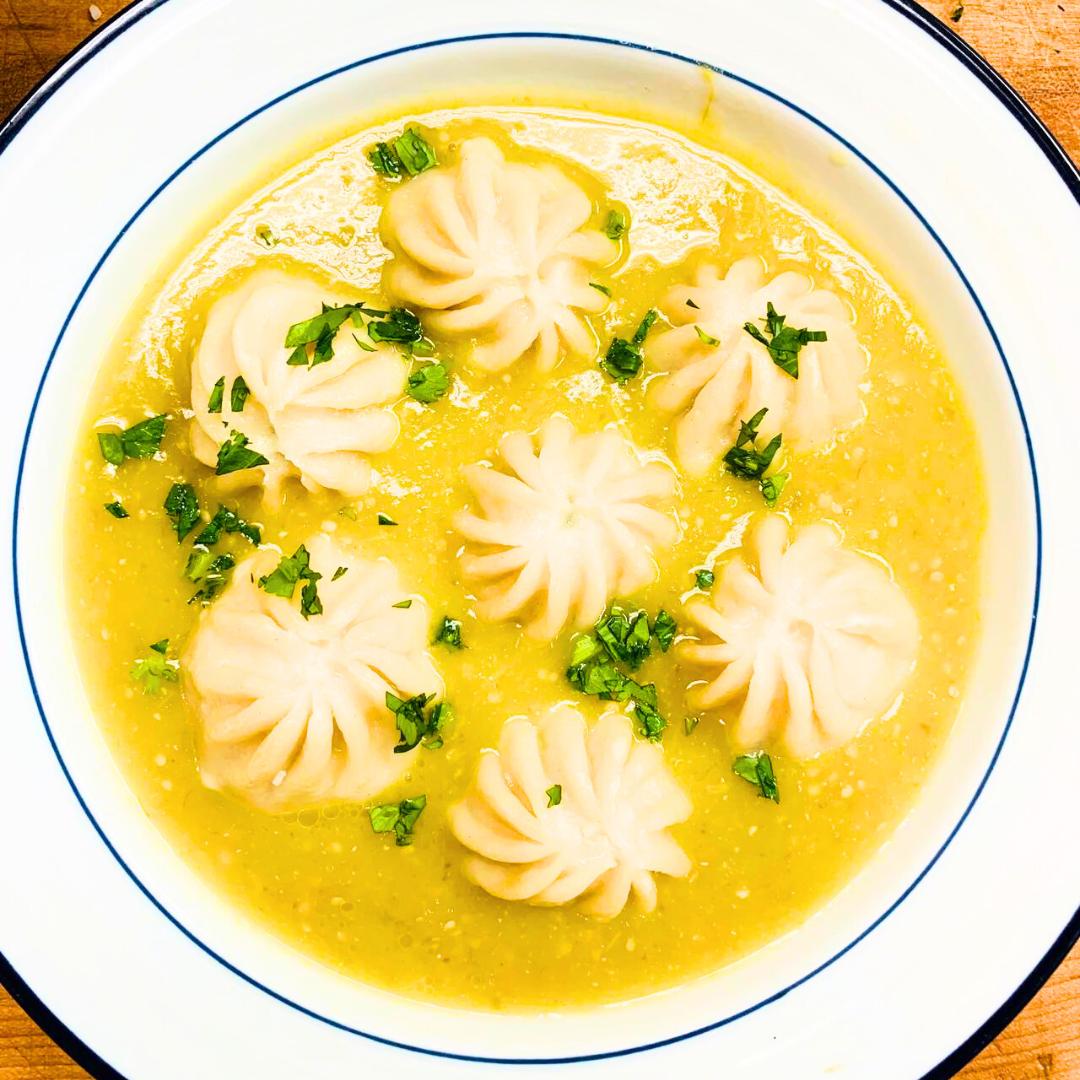 Chicken Curry & Momo Meal - Serves 4
